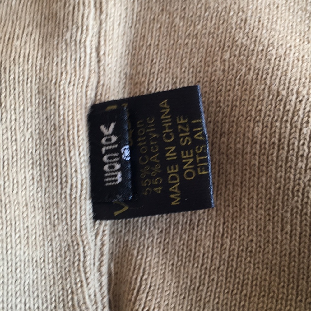 Volcom Beanie - Picture 3 of 4